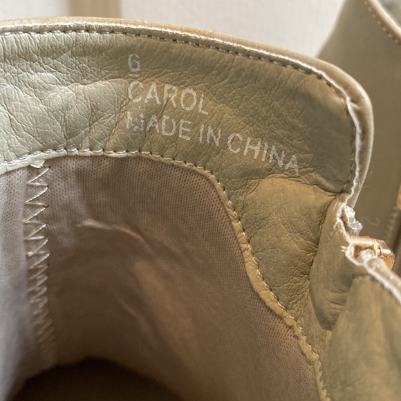 Catherine Malandrino “Carol” booties with tassel. Size 6 - Picture 8 of 9